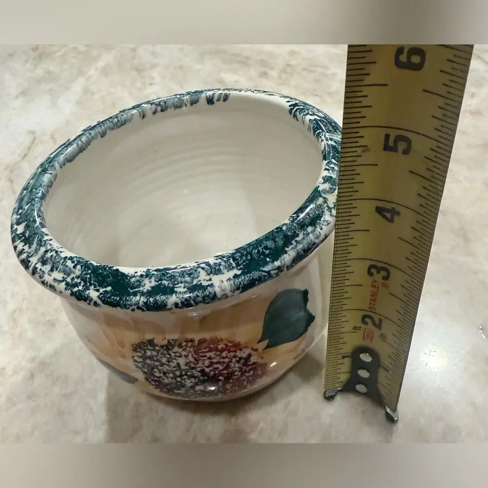 Vintage Contemporary Pottery Ltd. Sunflower planters set of two